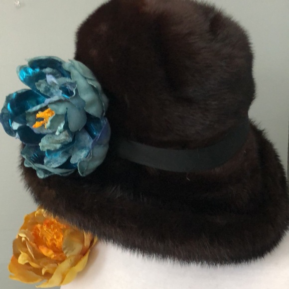 Vintage Flower Clips - Picture 8 of 8